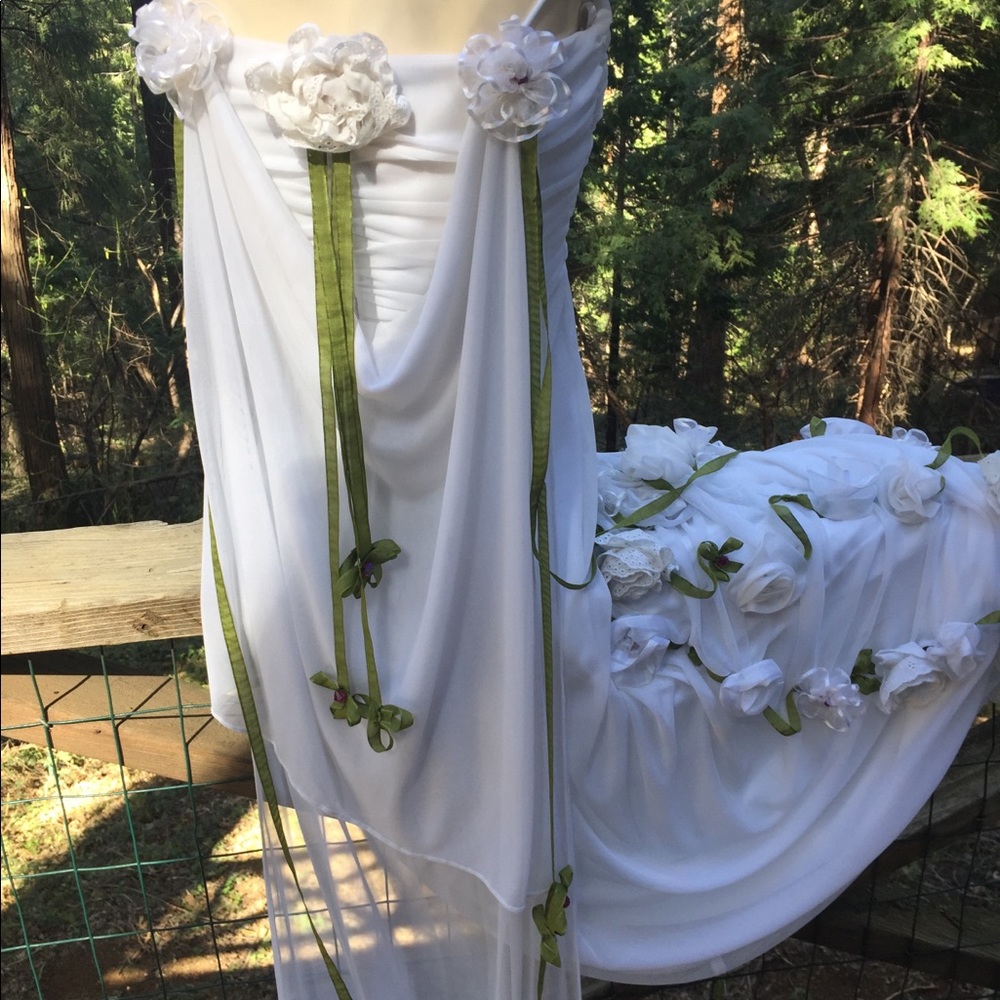 Kreativekristen original upcycled white floral evening  prom gown maxi dress - Picture 14 of 15